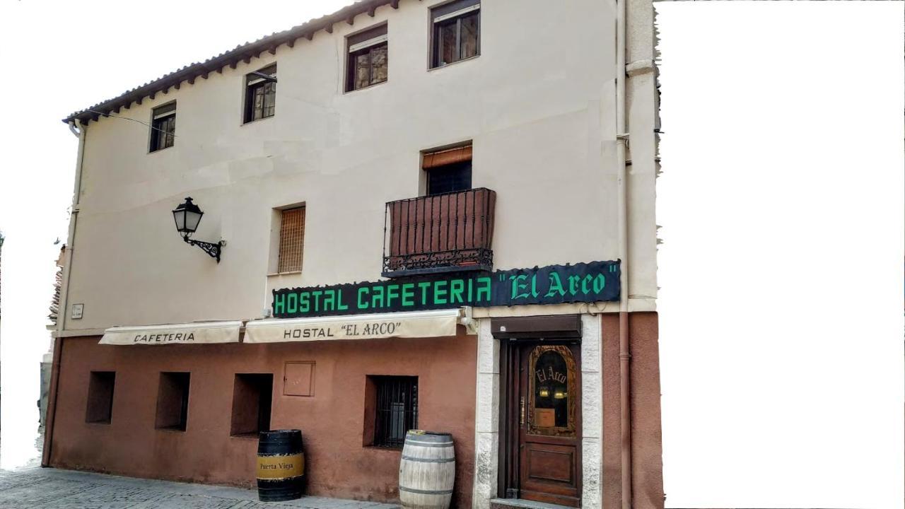 Hostal El Arco Almazan Luaran gambar