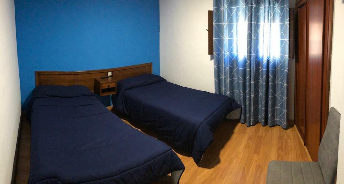 Hostal El Arco Almazan Luaran gambar